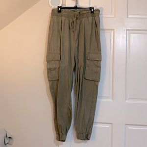 Abercrombie and Fitch Jogger pant
